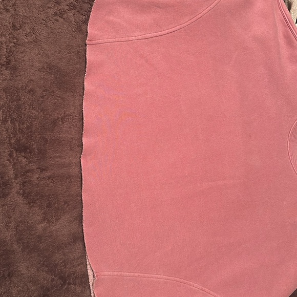 Pink Abercrombie sweatshirt - Picture 4 of 4